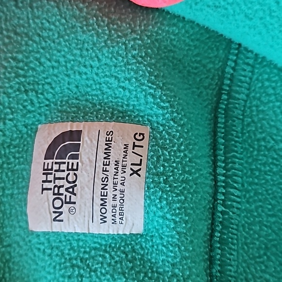 North Face hoodie - Picture 2 of 2